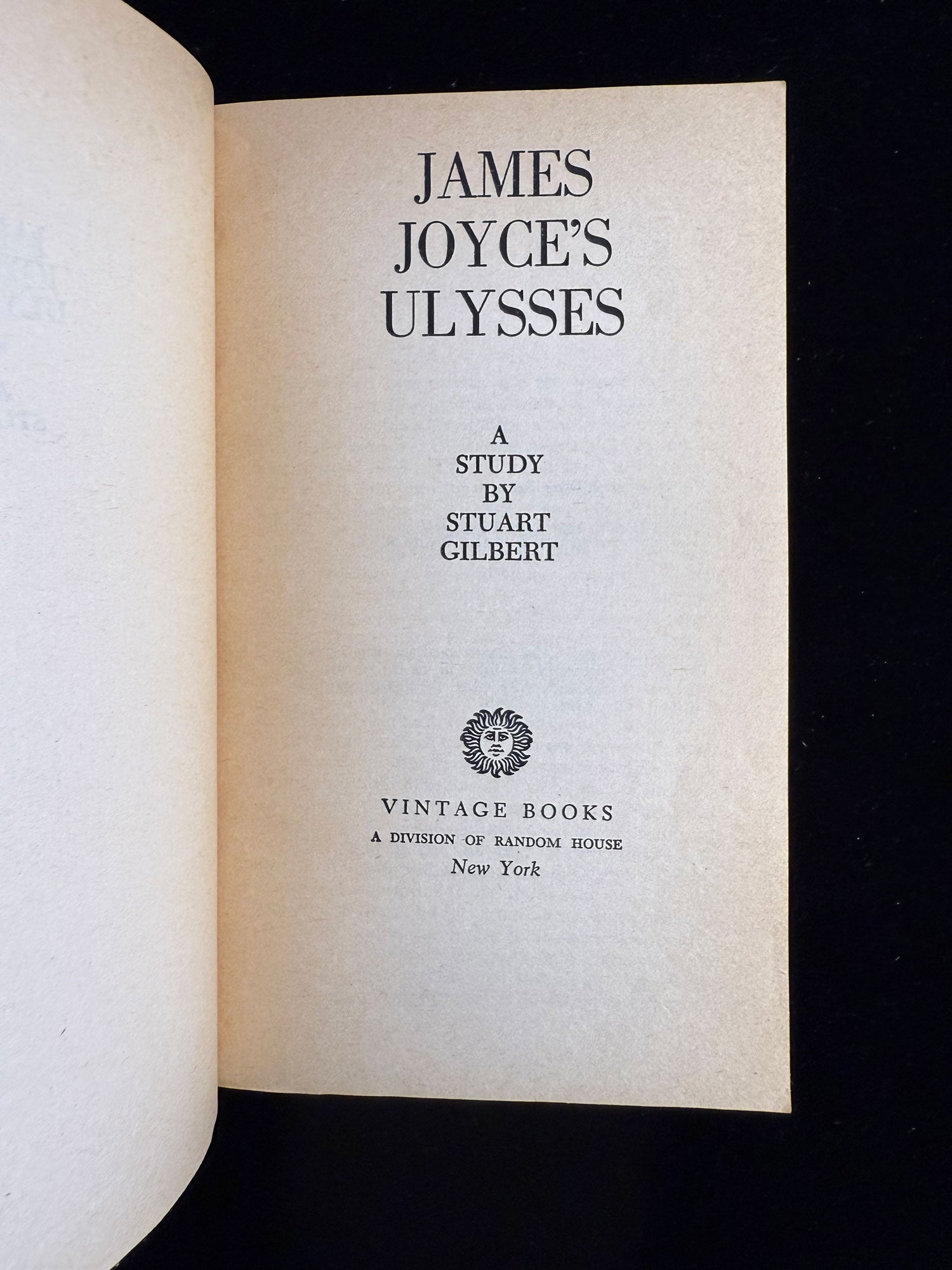 Title page of 'Ulysses' by James Joyce with 'Vintage Books' branding.